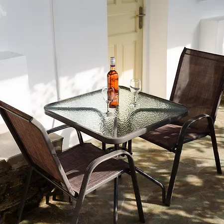 Апартаменты Sea Breeze Paros Iii *