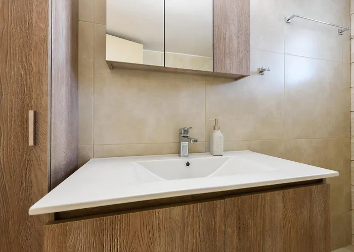 Sea Breeze Paros Iii Апартаменты