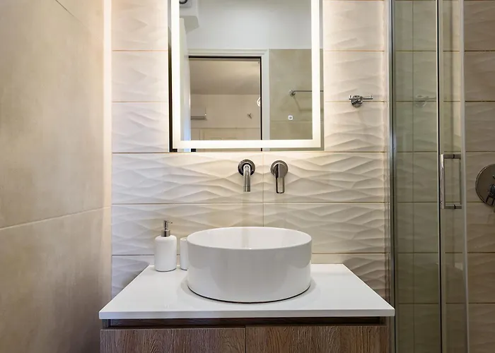 Апартаменты Sea Breeze Paros Iii